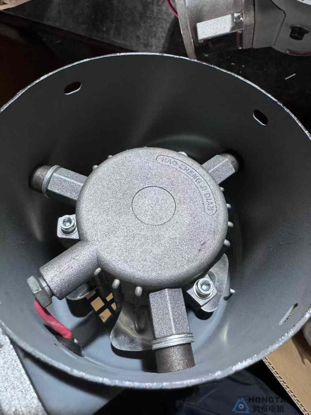 YE2-355L-2电机配低噪音风机